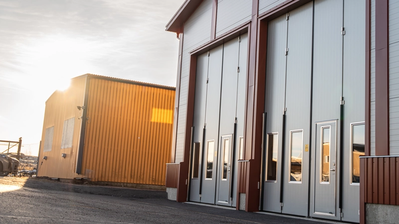 Two electric folding doors, Q-Door FX