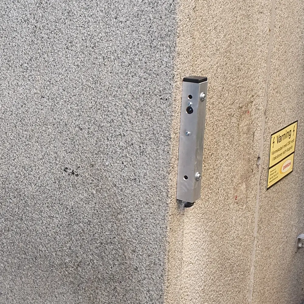 Photocell that detects if something is in the way of the door